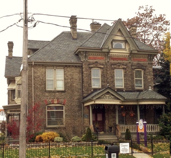 Roof Renovation on Historic Building in London, Ontario