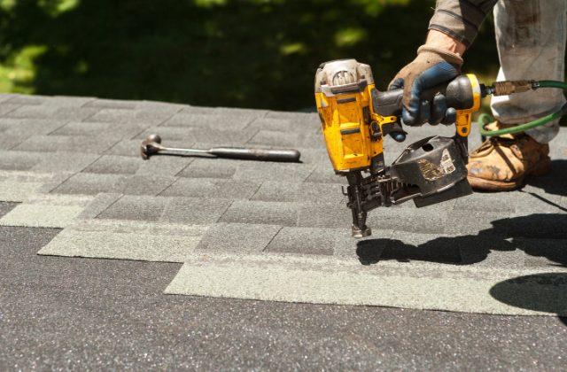 Commercial Roofing Services in Orchard Park South, St. Thomas, Ontario