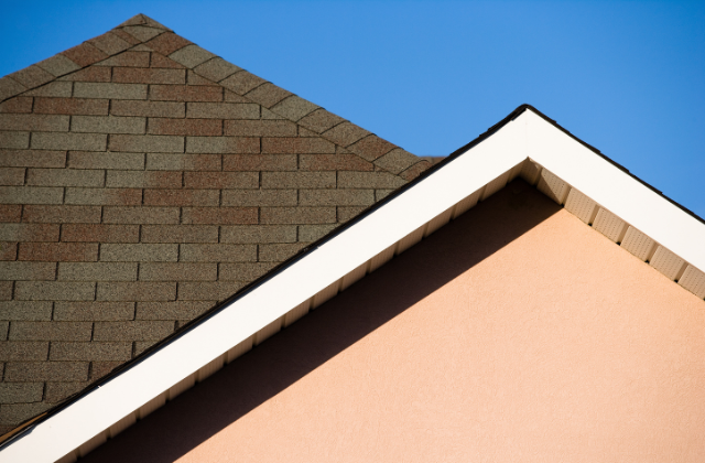 Learning about what a roof pith is and the importance of a pitched roof with Davidoff Roofing