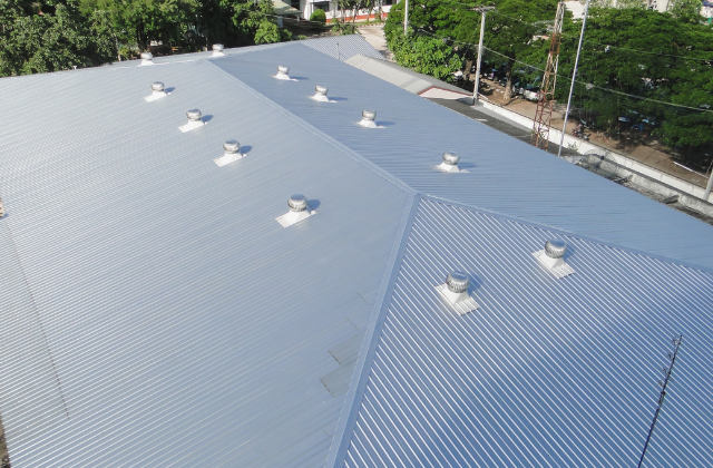 Commercial Roofing Services in the Courthouse Neighbourhood, Thomas, Ontario
